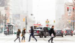 Latvijā dažviet izsludināts dzeltenais brīdinājums par spēcīgu snigšanu: ”Redzamība būs tuvu nullei” Latvijā dažviet izsludināts dzeltenais brīdinājums par spēcīgu snigšanu: ”Redzamība būs tuvu nullei”