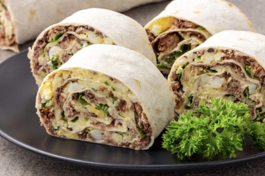 Pildījums ir vienkārši “top”: svētku lavaša rullīši, kurus vienmēr lūdz pagatavot uz Jauno gadu