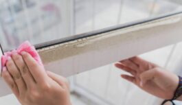 Logu rāmji balti kā sniegs: tikai 2 sastāvdaļas, un pat daudzu gadu netīrumi pazūd bez pēdām Logu rāmji balti kā sniegs: tikai 2 sastāvdaļas, un pat daudzu gadu netīrumi pazūd bez pēdām