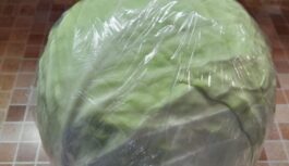 Kā ziemā ilgāk saglabāt kāpostu, izmantojot pārtikas plēvi: vienkārši noteikumi Kā ziemā ilgāk saglabāt kāpostu, izmantojot pārtikas plēvi: vienkārši noteikumi