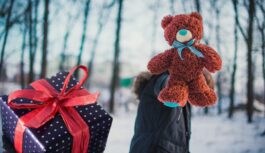 Kas nav pieņemts Jaungada dāvanām: kultūras tabu un slēptās nozīmes