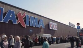 Izziņots svētku laika pārtikas veikalu darba laiks: 1. janvārī būs atvērti vien divi lielveikalu tīkli Izziņots svētku laika pārtikas veikalu darba laiks: 1. janvārī būs atvērti vien divi lielveikalu tīkli