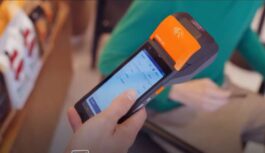 Rīgas veikalā kasiere aizmirsa ielikt nopirkto vistu manā maisiņā – skrēju atpakaļ, bet kasiere man paziņoja šo un izdzina Rīgas veikalā kasiere aizmirsa ielikt nopirkto vistu manā maisiņā – skrēju atpakaļ, bet kasiere man paziņoja šo un izdzina