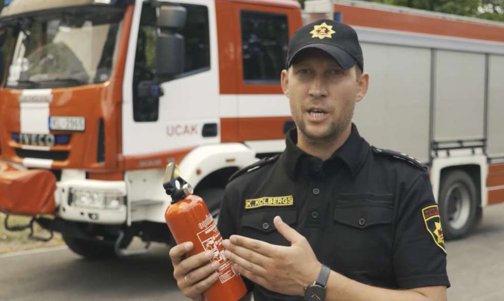 Jau 5 gadus jūsu mājai vai dzīvoklim jābūt konkrēti aprīkotam, lai izvairītos no soda: ”VUGD var ierasties nebrīdinot”