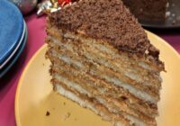 Mazāk par stundu gatavošanai un minimums sastāvdaļu, bet garša pārspēj cerības: uz Jauno gadu kūkas vairs nepērku