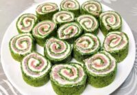 Eleganta uzkoda ar lasi Jaungada galdam: ļoti vienkārši pagatavojama, bet viesi to vienmēr apēd acumirklī Eleganta uzkoda ar lasi Jaungada galdam: ļoti vienkārši pagatavojama, bet viesi to vienmēr apēd acumirklī