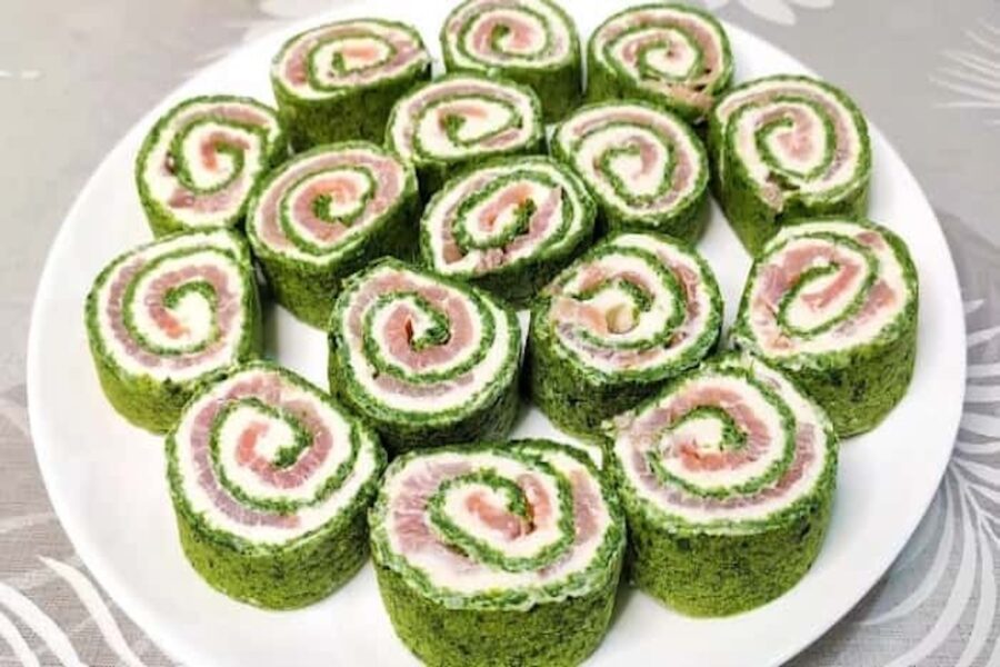 Eleganta uzkoda ar lasi Jaungada galdam: ļoti vienkārši pagatavojama, bet viesi to vienmēr apēd acumirklī