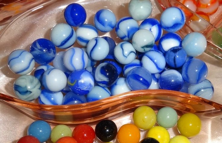 Atceraties tās padomju “bumbiņas” ar galaktiku iekšpusē – es atklāšu, kāpēc tās vairs neražo