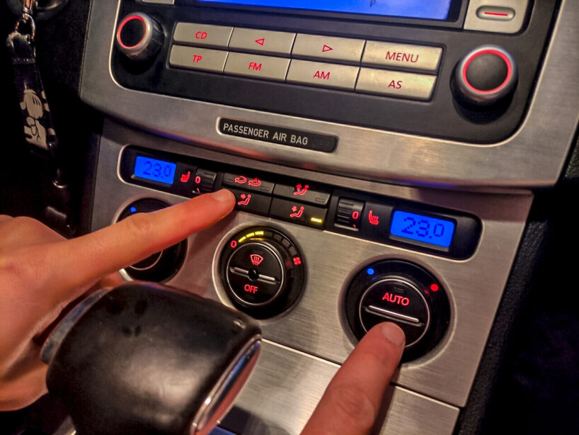 Kur tieši jāvirza sildītājs, iedarbinot auto: salonā kļūs patīkami silts jau pēc 2 minūtēm