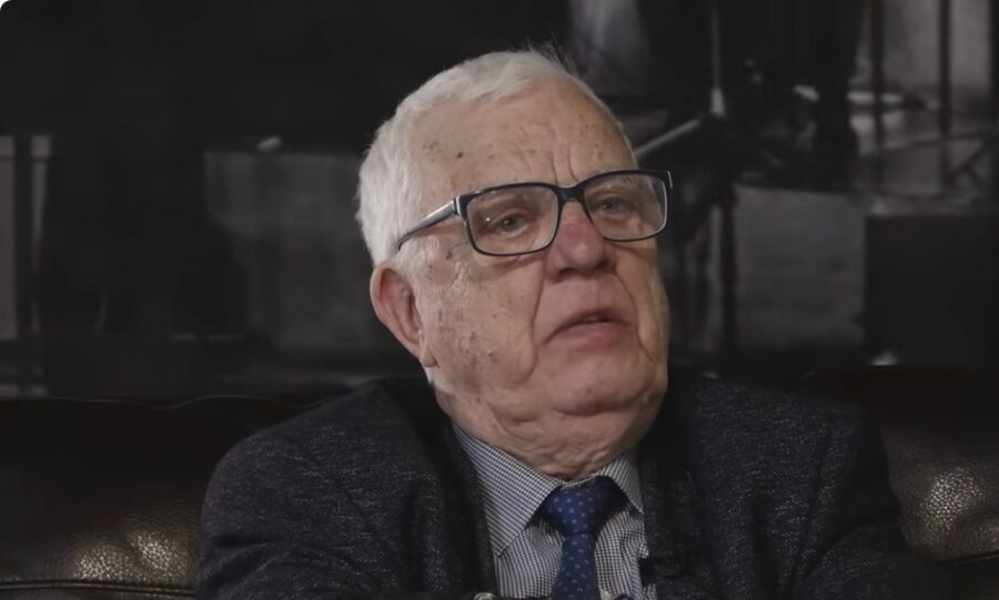 „Es neizvēlos vārdus”: Raimonds Pauls svētku uzrunā nesaudzē ne sevi, ne apkārtējos – VIDEO