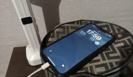 Viedtālruņu remonta meistars brīdina: šī ir viena liela kļūda, ko pieļaujat, uzlādējot savu telefonu Viedtālruņu remonta meistars brīdina: šī ir viena liela kļūda, ko pieļaujat, uzlādējot savu telefonu