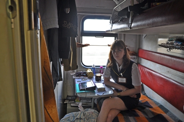 30 gadus strādāju par vilciena pavadoni, bet dažreiz jūtos tā, ka gribas nomest formu un rakstīt atlūgumu: stāstu kāpēc