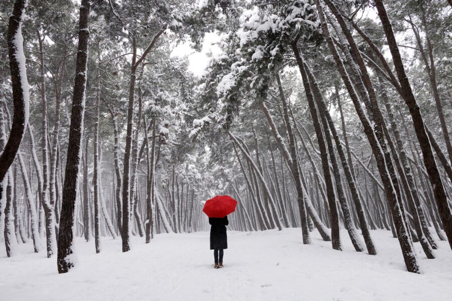Anomāls ciklons tepat aiz stūra: ko sinoptiķi no 20.decembra sola konkrētajiem reģioniem