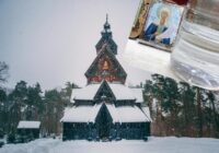 Svētītais ūdens mājās: kur to vislabāk novietot un kāpēc trauka izvēlei ir nozīme