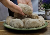 Sulīgas kotletes bez cepšanas pannā: metode, ko aizguvu no pieredzējuša pavāra