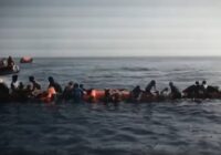 Kāpēc Latvija neuzņems migrantus, bet palīdzēs citādi; Iekšlietu ministrijas skaidrojums vienkāršos vārdos