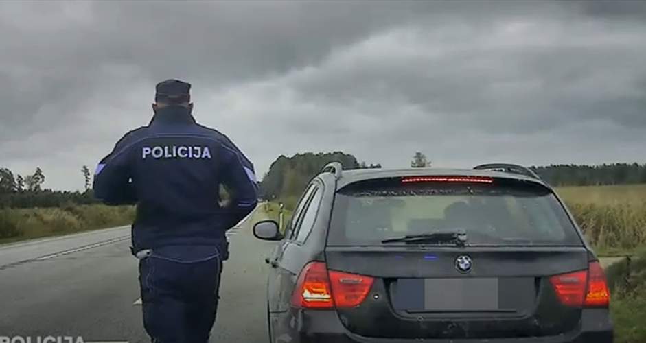 Autovadītājs sašutis par jauno CSDD kārtību: ”It kā stājās spēkā jau 2025. gadā, bet man tas ir nepieņemami”