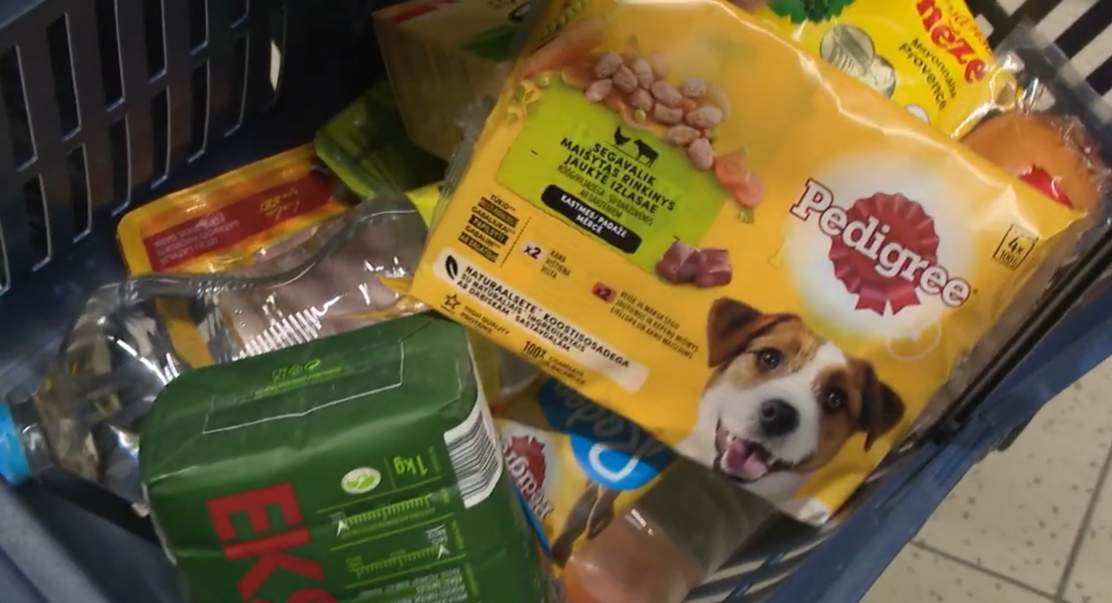 Rīgas pārtikas tehnoloģe atklāja, kuriem veikalā nopērkamajiem pusfabrikātiem labāk iet ar līkumu, pat ja cena šķiet pievilcīga