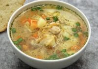 Mana vistas zupa ziemā vienmēr izdodas pilna garšas, pateicoties 1 galvenajai sastāvdaļai — ne buljona kubiņam