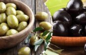 Kāda patiesībā ir atšķirība starp melnajām un zaļajām olīvām: maza nianse, kas maina visu garšu