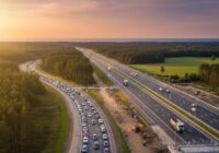 Reālā situācija ar Liepājas šoseju un prioritātes, kas šobrīd ir svarīgākas par četru joslu ceļu