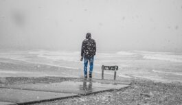 Sniega vētra Latvijā: zināms, kuras dienas atnesīs pusi no mēneša nokrišņu normas