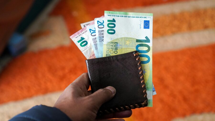 Banku pārstāvji publicē iemeslus kādēļ 2026. gadā jūsu maksājums var tikt nodots izskatīšanai vai vispār atcelts