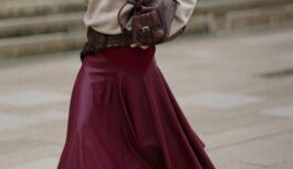 6 stila noteikumi, lai pēc 60 gadiem vairs nebūtu jājūtas kā “neredzamai”