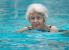 “Es aizgāju pensijā, lai dzīvotu prieku pilnu dzīvi, nevis nabadzībā” paziņoja Dzidra