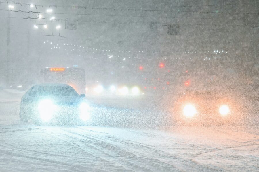 Latvijai strauji pietuvojusies vētra ”Anna”: ko gaidīt un kuros rajonos gaidāms īsts trakums