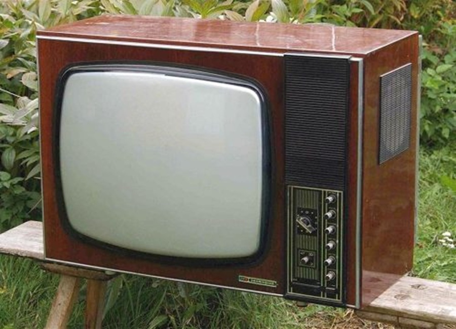 Kāpēc padomju televizoriem nebija pults un kā mēs bez tās iztikām