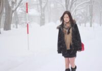 Kā tas iespējams: japānietes ziemā staigā kailām kājām un nemaz nesalst