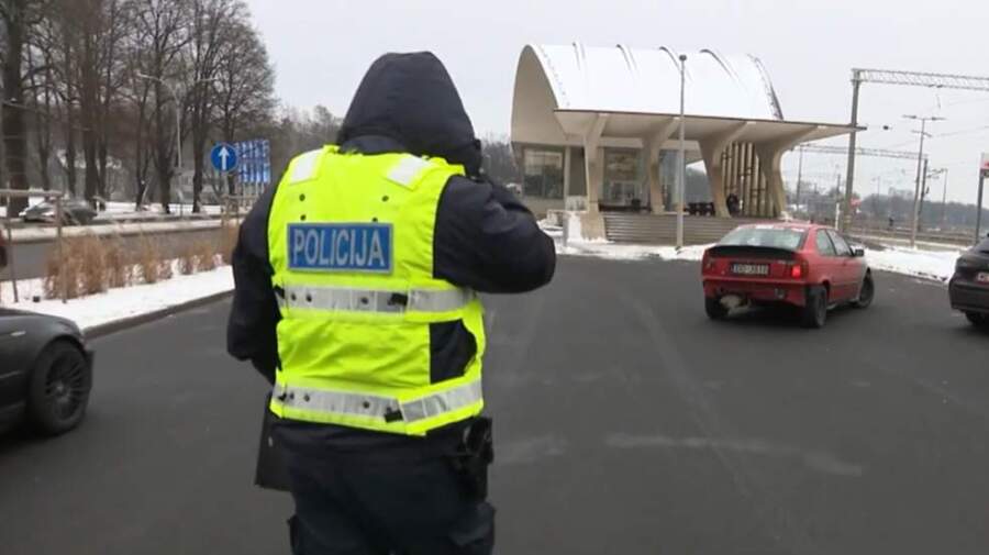 OCTA jaunumi: Latvijā tūkstošiem autovadītāju šovasar būs jāmaina paradumi, lai izvairītos no sodiem