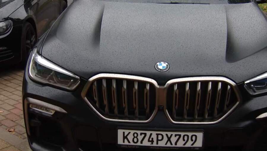 Latvijas auto numurzīmes piedzīvo vēsturiskas izmaiņas – kādas izmaiņas stājušās spēkā autovadītājiem no 2026.gada