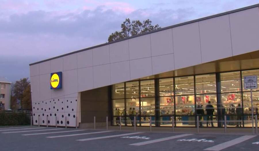 Priecīga ziņa veikala ”LIDL” darbiniekiem: tiek palielinātas algas un zināms cik lielas tās tagad ir