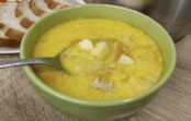 Kad laika maz, bet gribas ko īpaši siltu: sātīga, aromātiska un ļoti garšīga zupa tikai 30 minūtēs