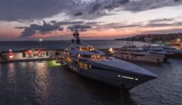 Bijušais superjahtas darbinieks atklāj skarbo realitāti – kas patiesībā notiek uz “peldošajām pilīm”