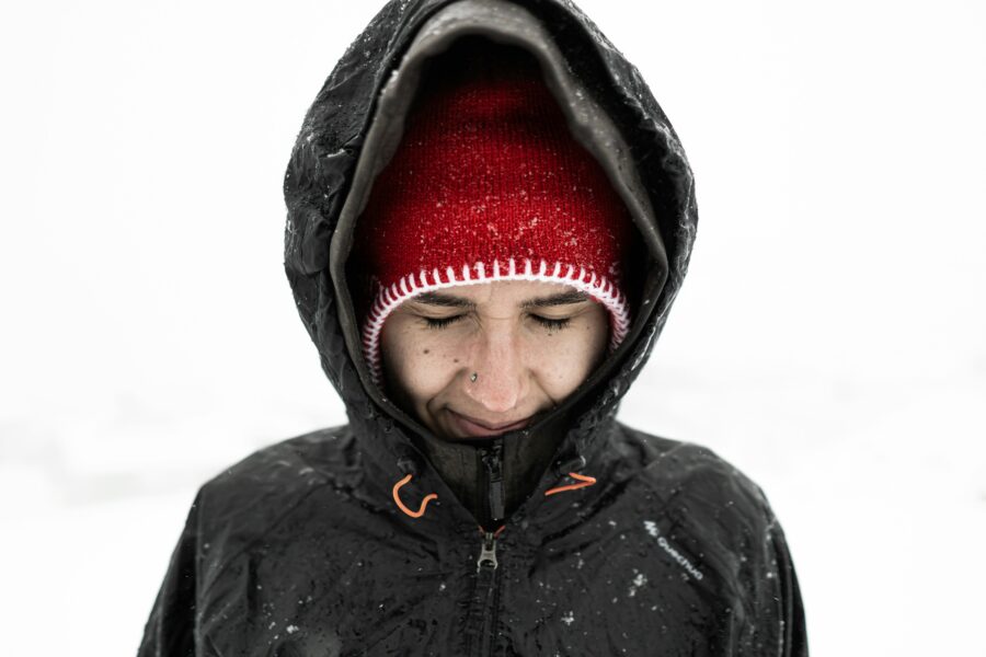 Šonakt Latvijā gaidāms ļoti spēcīgs sals: skaidrojam vai sala dēļ var neierasties uz darbu