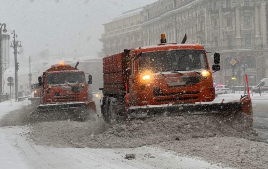 Lāpstas tālu nenolieciet: reģionam pāri brāzīsies vairāki jaudīgi sniega cikloni un tie atnesīs ne tikai sniegu