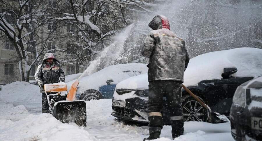 “Laikapstākļi nesaudzēs”: zināms kuros Latvijas reģionos jau šovakar sāksies spēcīgs sniegputenis