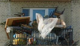 Kāpēc mēs joprojām būvējam balkonus, ja tos gandrīz nekad neizmantojam