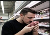 Neuzticies tikai datumam uz iepakojuma: 3 droši veidi, kā pārbaudīt gaļas svaigumu pirms pirkšanas