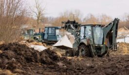 Nacionālie bruņotie spēki sāk būvēt aizsardzības līniju uz Latvijas austrumu robežas