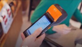 Viena no Latvijas lielveikalu ķēdēm piedāvās klientiem jaunu apmaksas veidu: “Mēs maināmies līdzi laikam”