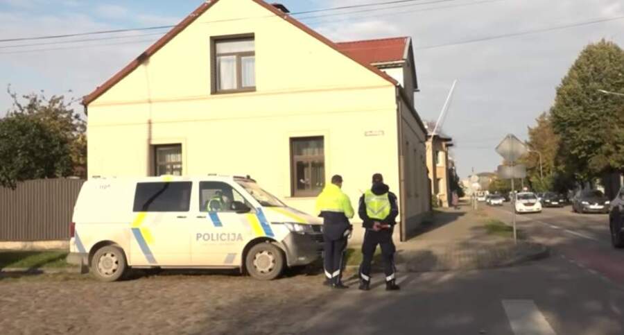 Būtiska ziņa šoferīšiem: ja dodies ārpus Latvijas ar auto, tad rūpīgi pārbaudi OCTA informāciju