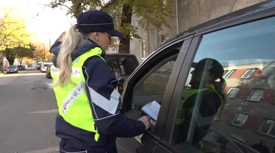 Klusēšana ir zelts: ja tevi aptur likumsargs, tad šie ir tie jautājumi, uz kuriem atbildēt nevar