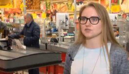 Vietējā lielveikala darbiniece “pačukstēja”, kāpēc lielāks iepakojums veikalā bieži izmaksā krietni dārgāk