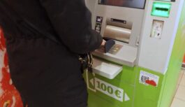 Nepatīkams pārsteigums bankas kontā: SEB no 1.jūnija ievieš izmaiņas, kuras iespējams daudziem var nepatikt