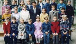 “Jūnijā bija paredzēts mūsu lauku vidusskolas salidojums – kā es priecājos, ka tas nenotika” stāsta Andris “Jūnijā bija paredzēts mūsu lauku vidusskolas salidojums – kā es priecājos, ka tas nenotika” stāsta Andris