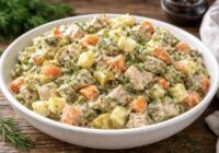 Gatavoju teju katros svētkos: salāti pēc manas draudzenes vācietes receptes, kas aizstāj pilnvērtīgu otro ēdienu